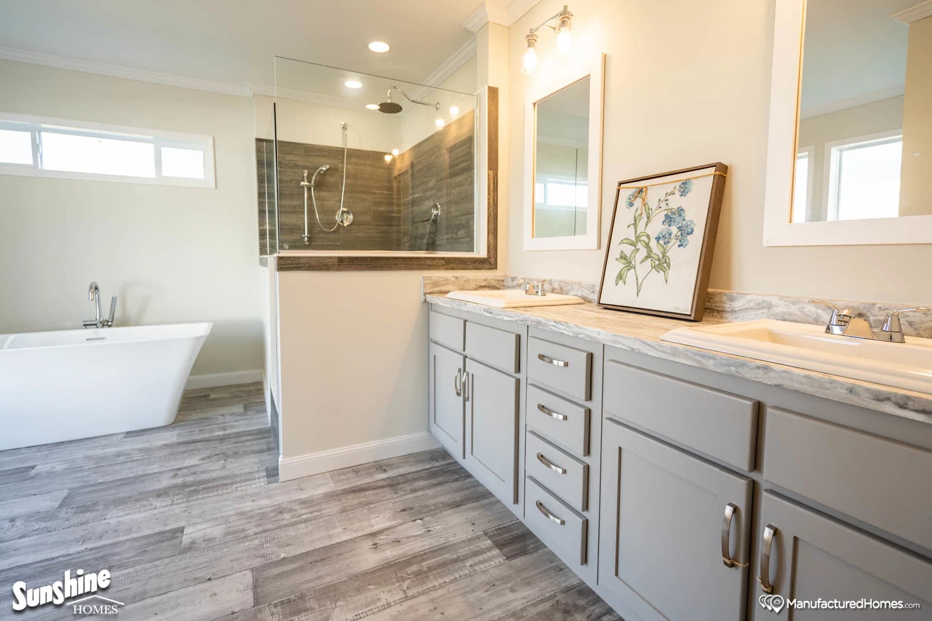 Pri3280-2043 bathroom home features