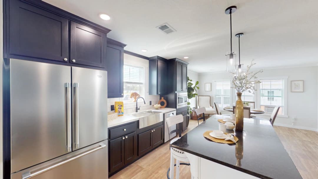 Pri3264-200 (the elijah) kitchen home features