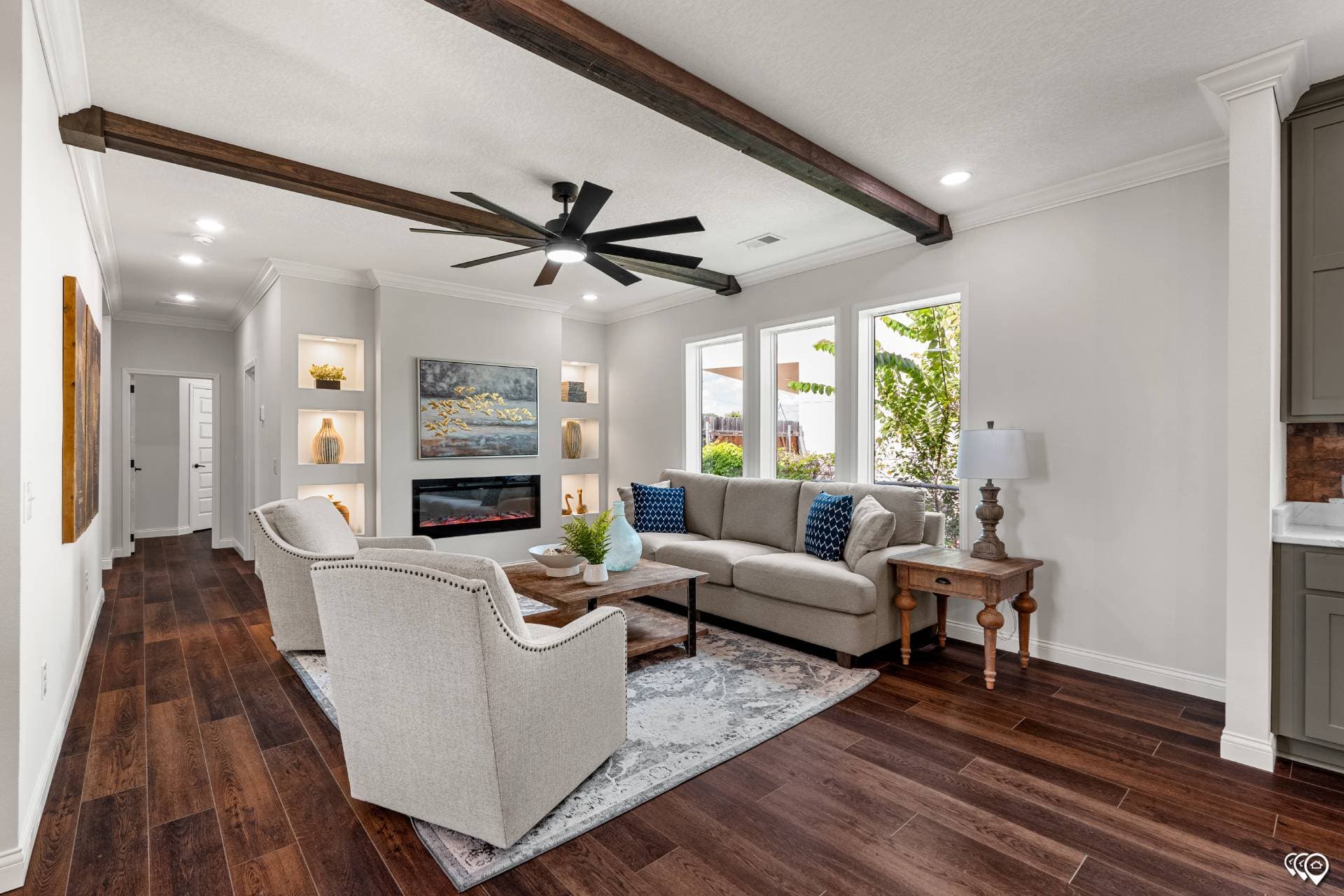 Pri3284-2074 interior home features