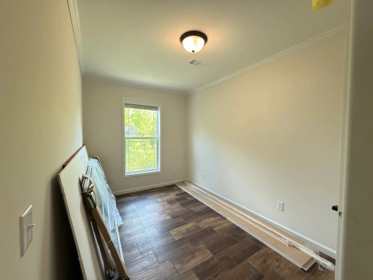 The haven b interior home features