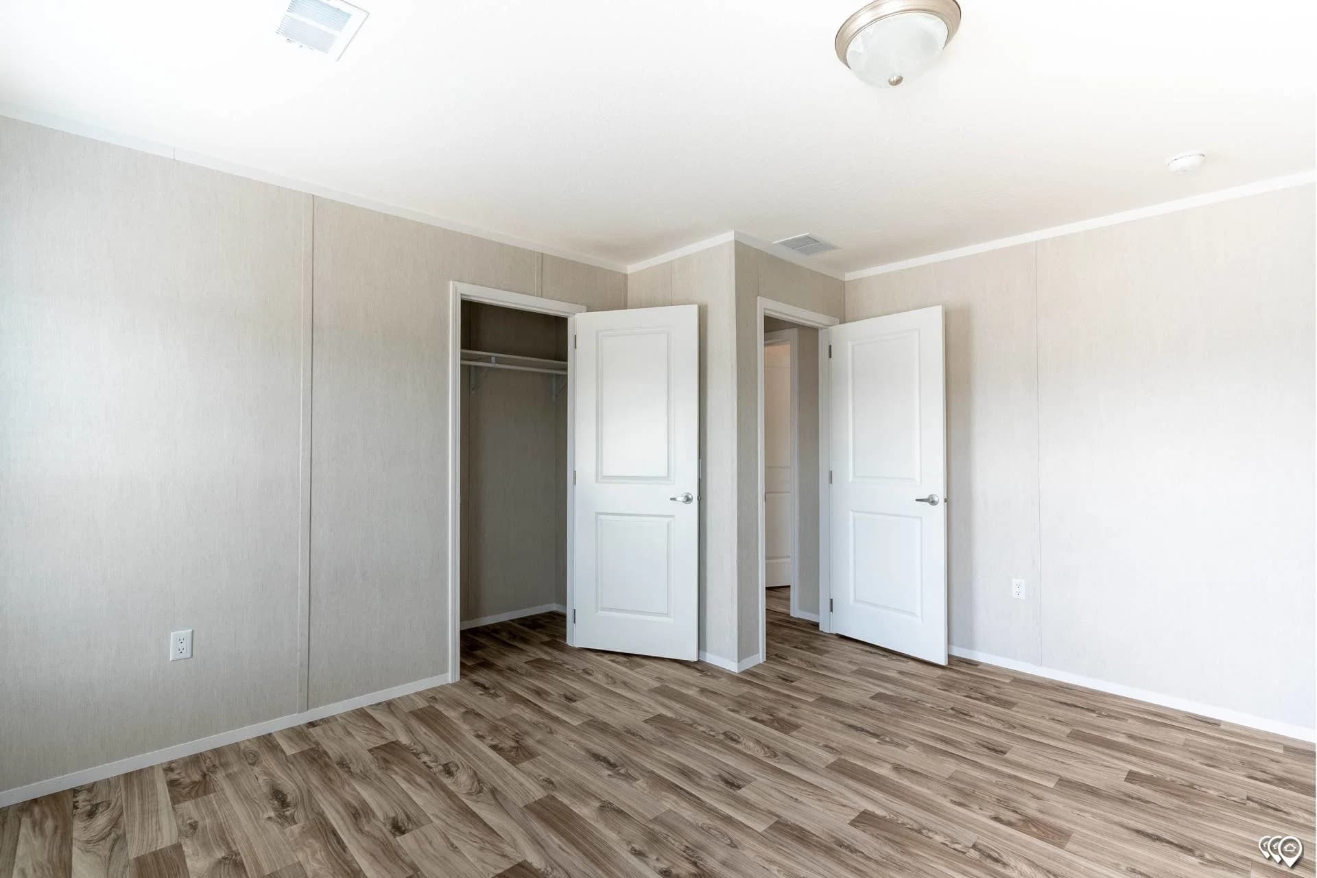 Arc3270-9002 interior home features