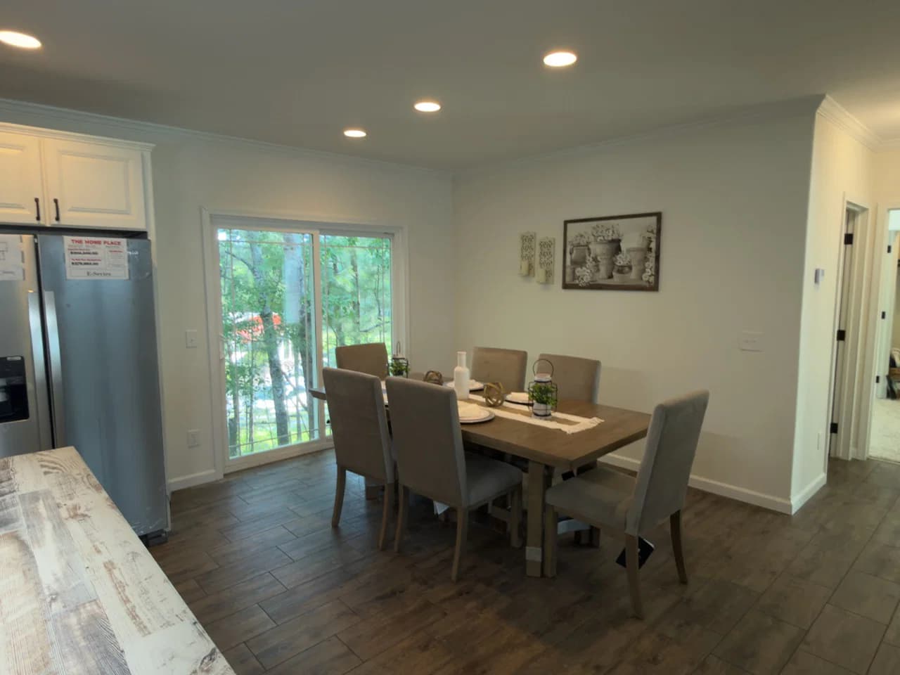The woodside b interior home features