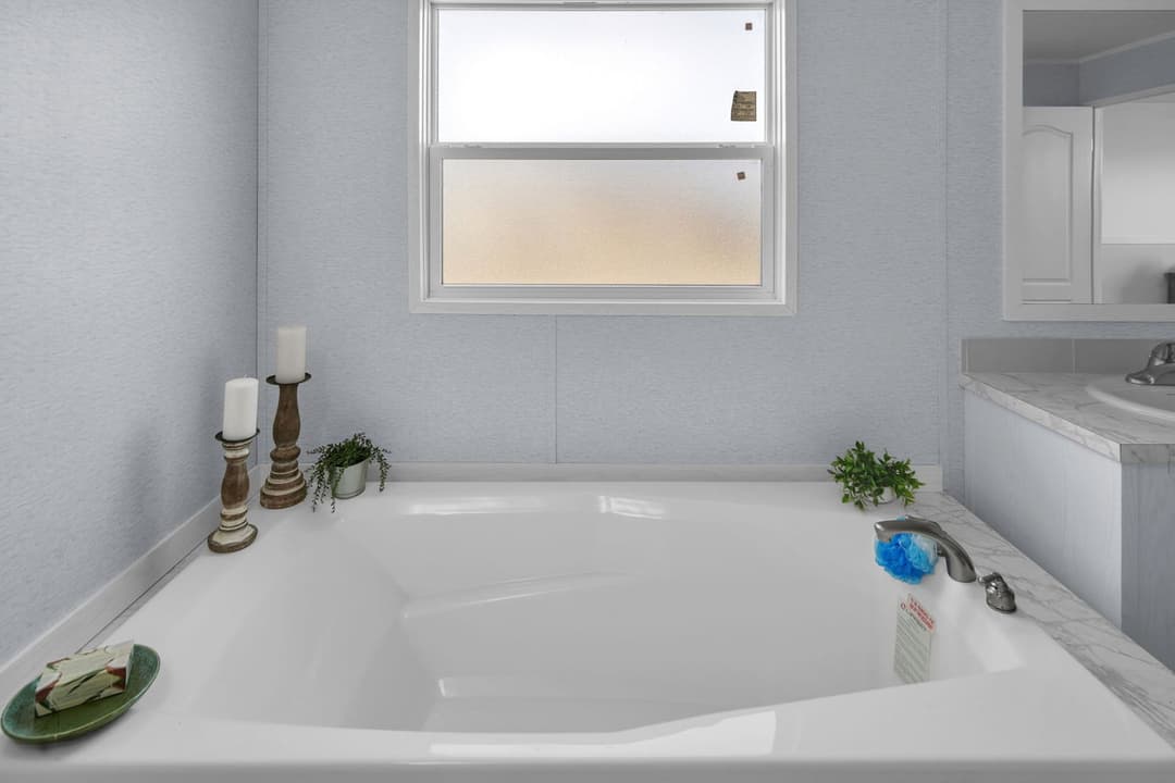 Valu maxx premier 32643e bathroom home features