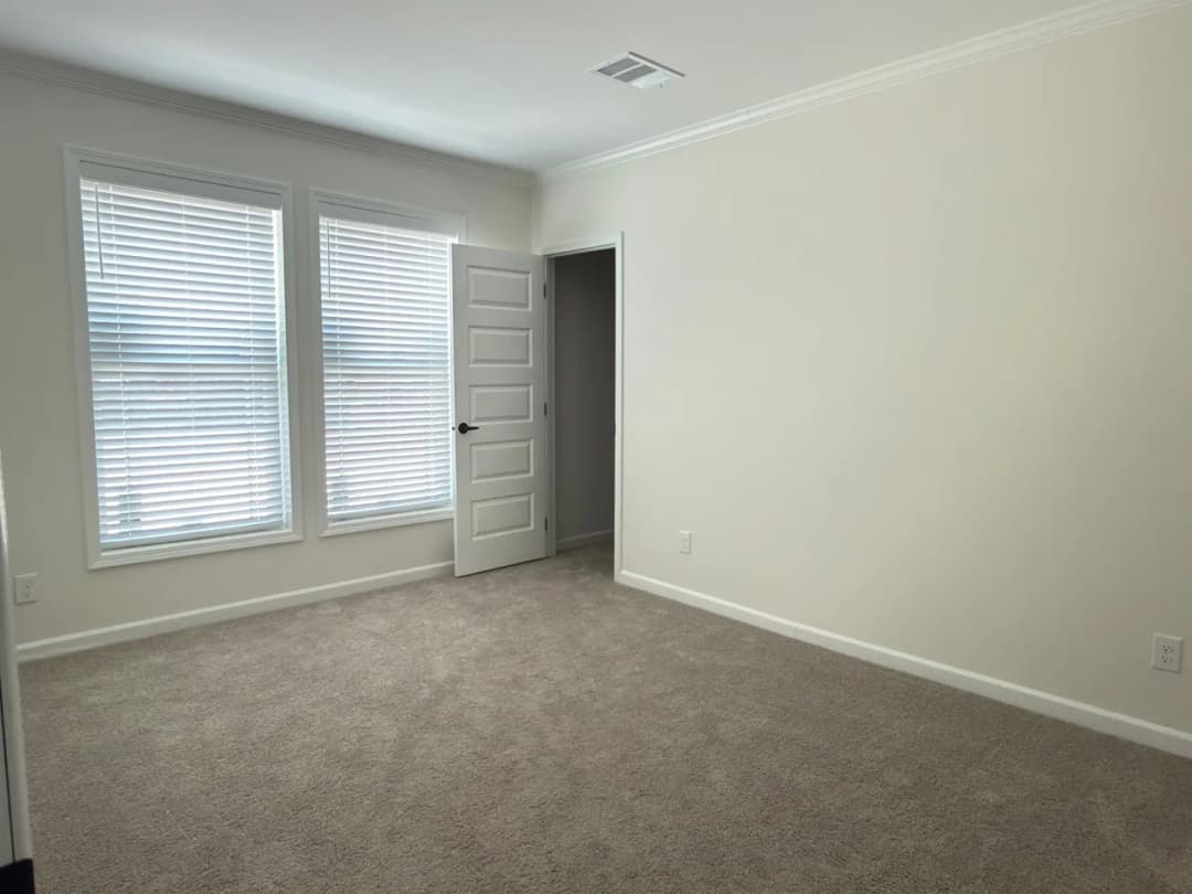 Orchard house bedroom home features