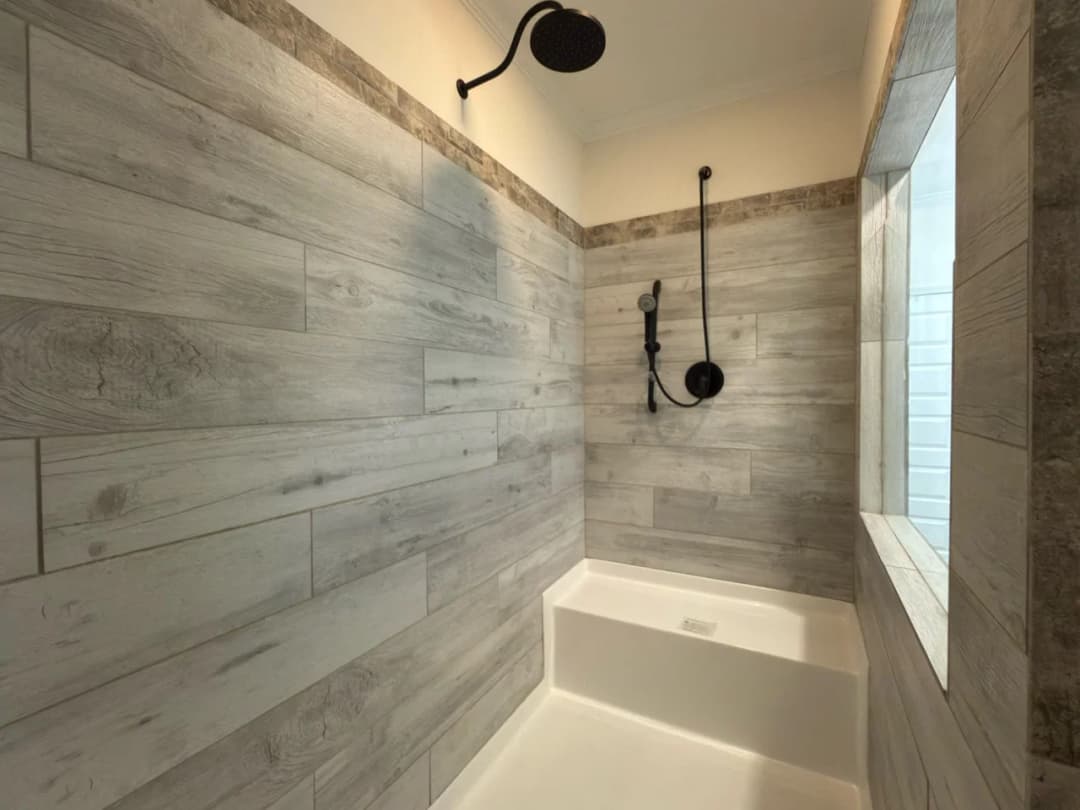Briarritz b bathroom home features