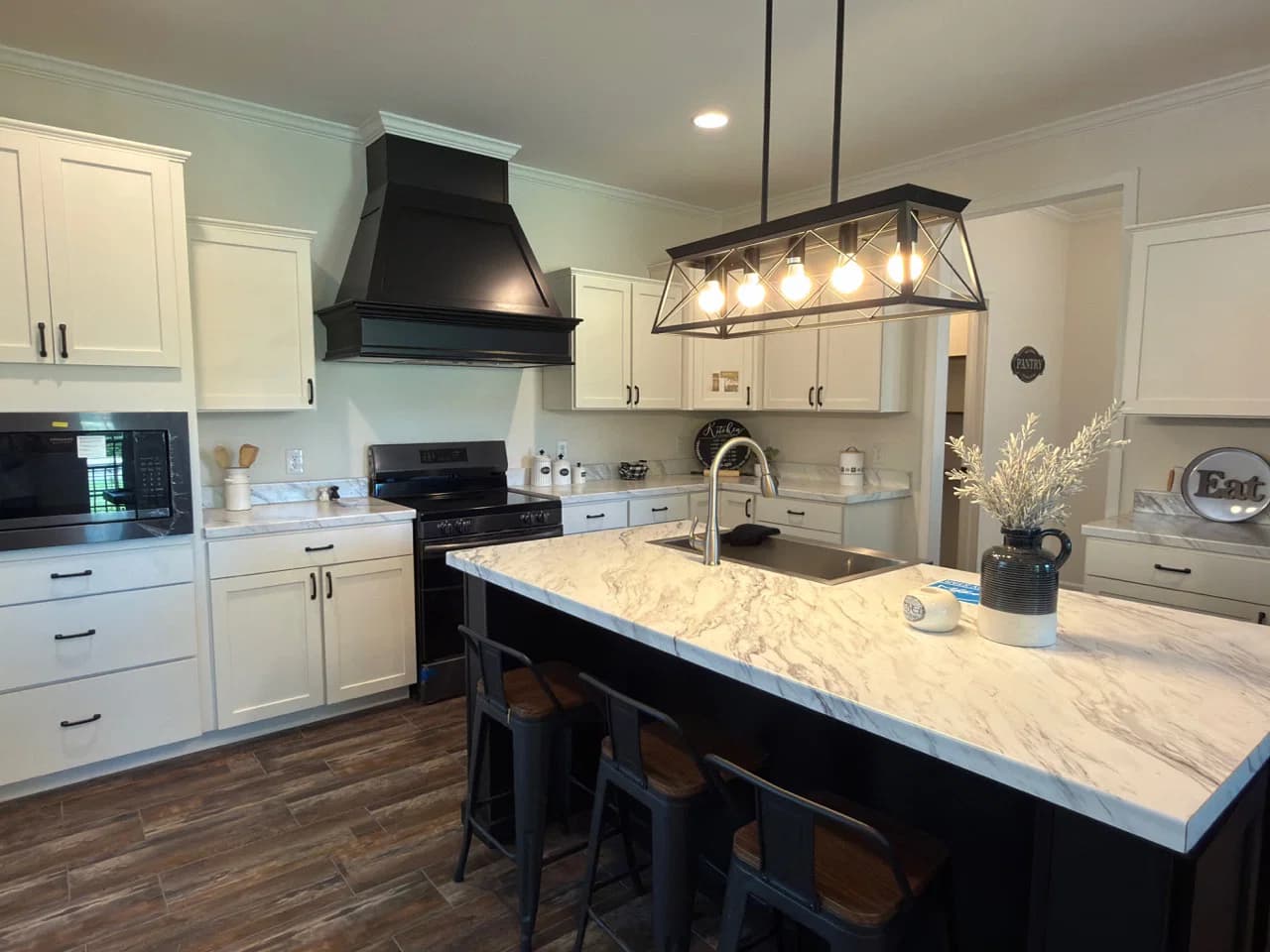 Briarritz b kitchen home features