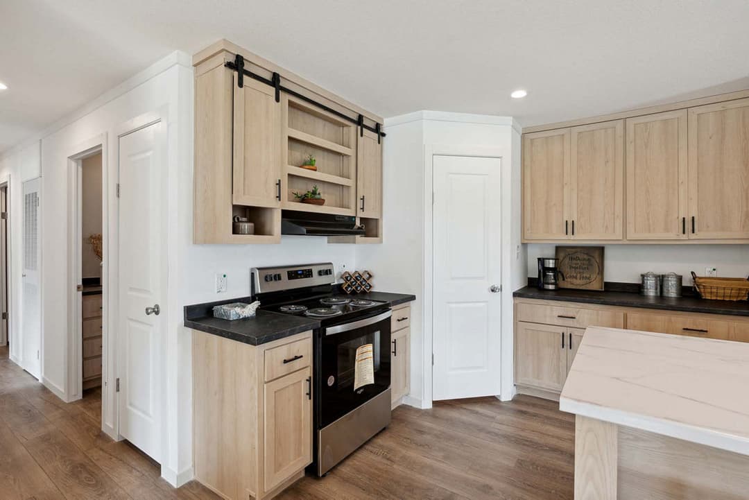 Toledo kitchen home features