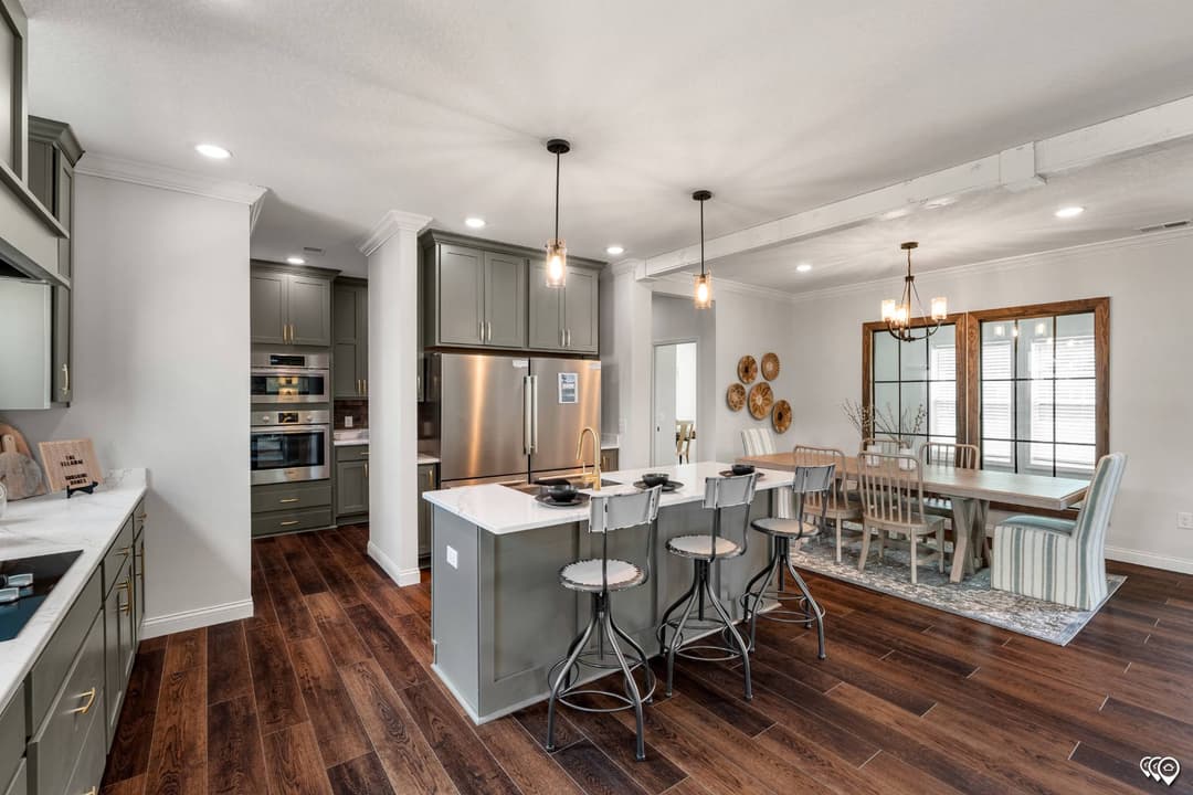 Pri3284-2074 kitchen home features