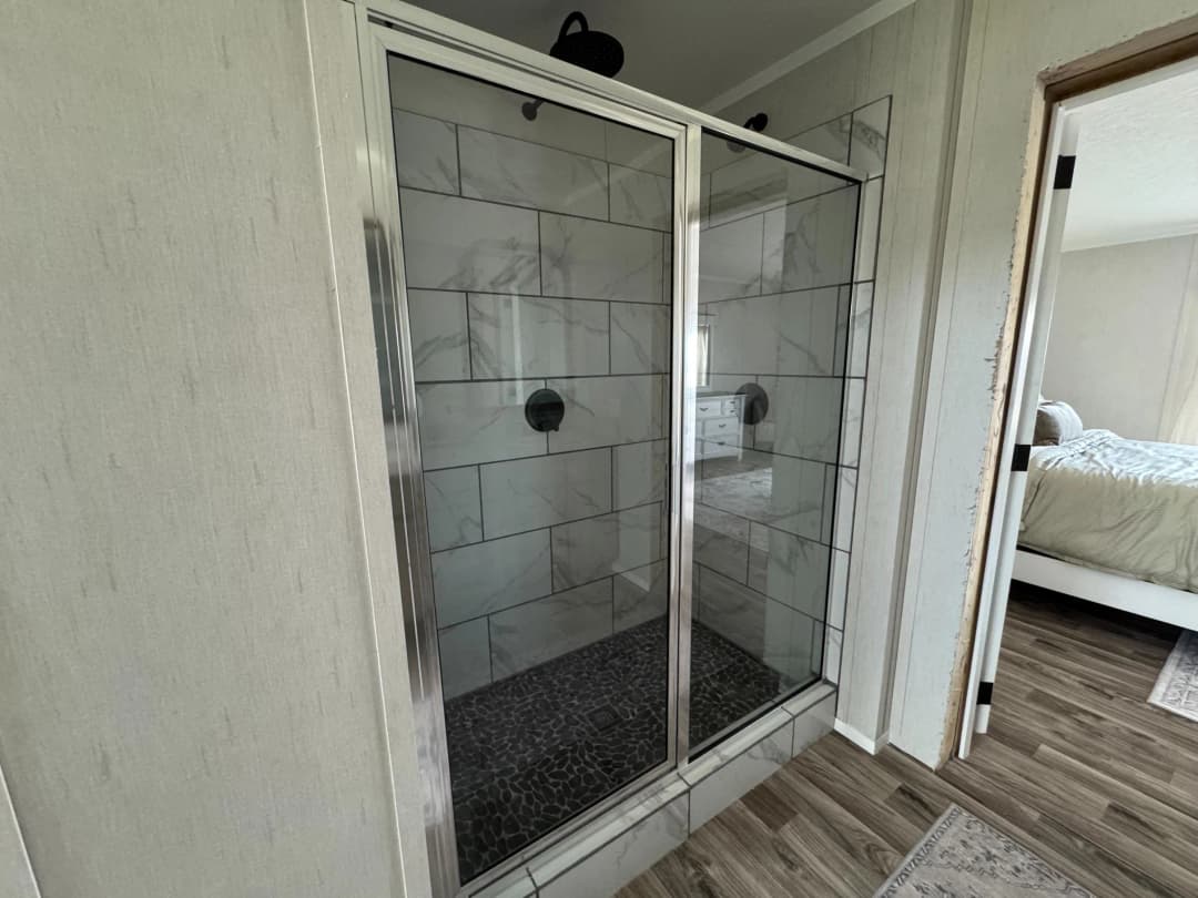 Arc3280-2018 (the outlaw) bathroom home features