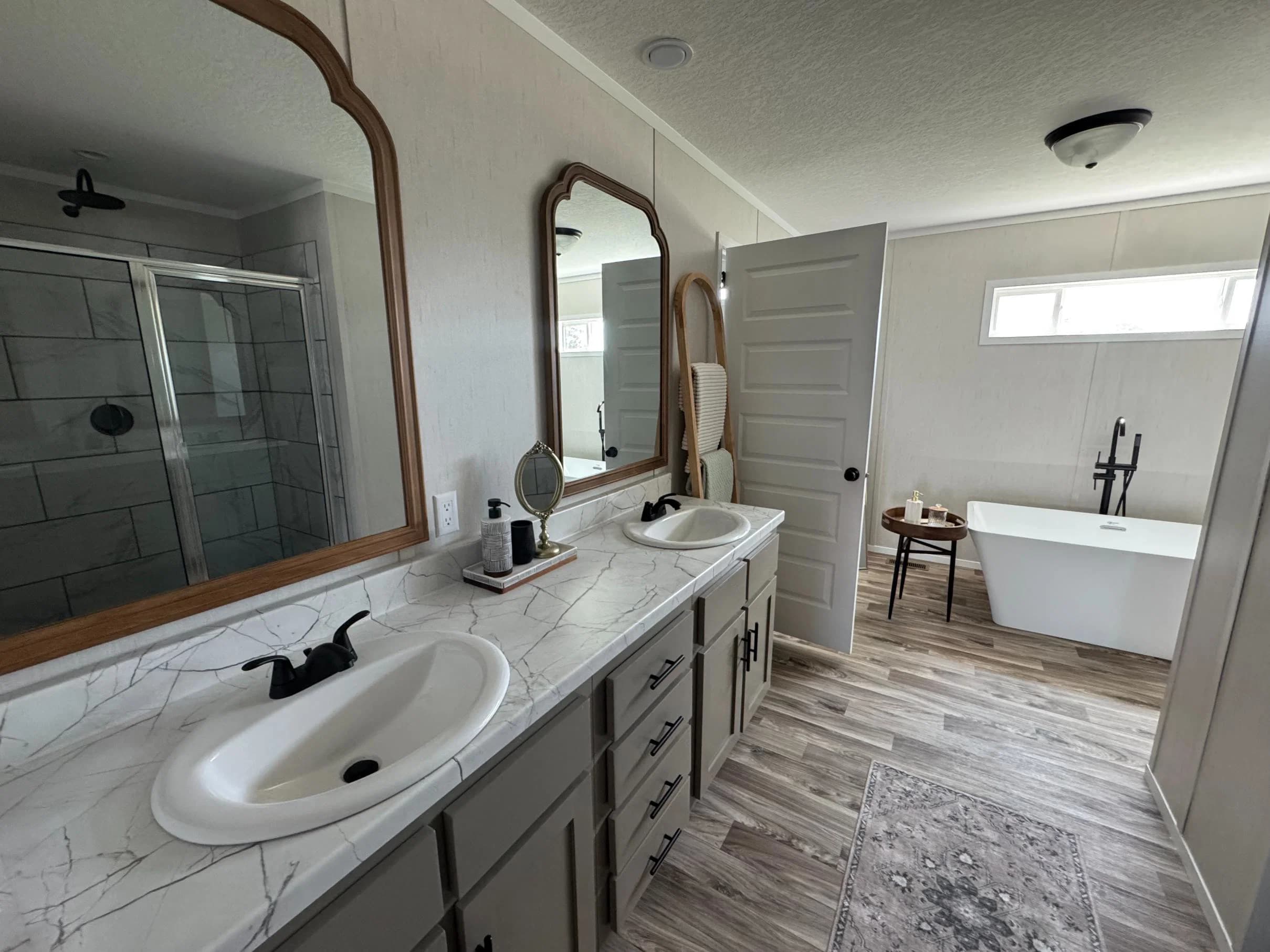 Arc3280-2018 (the outlaw) bathroom home features