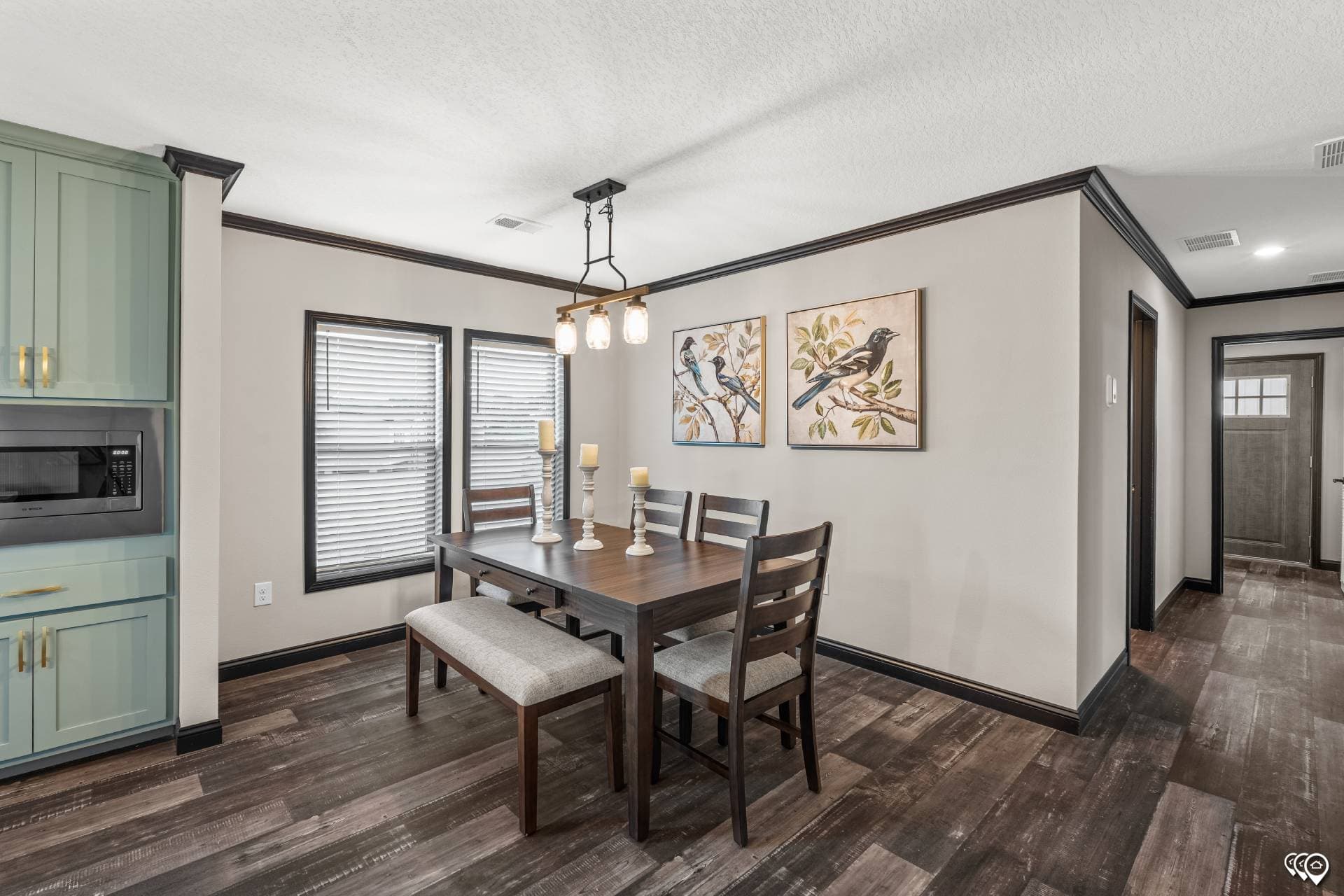 Pri3270-2050 interior home features