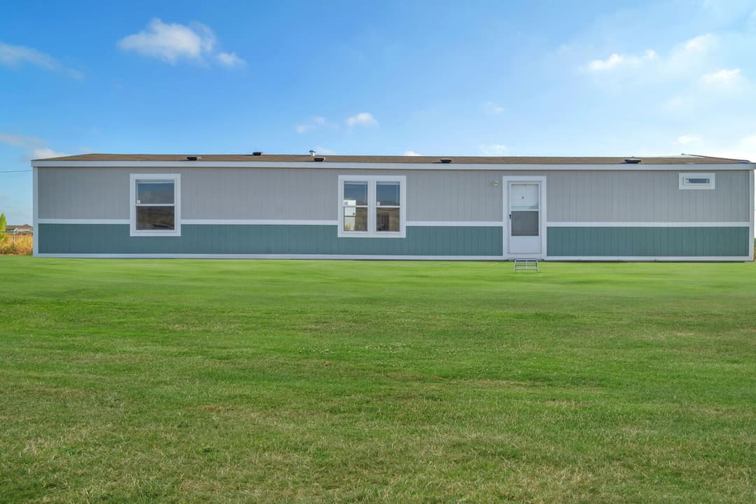 Valu maxx premier 16683e exterior, elevation, and hero home features