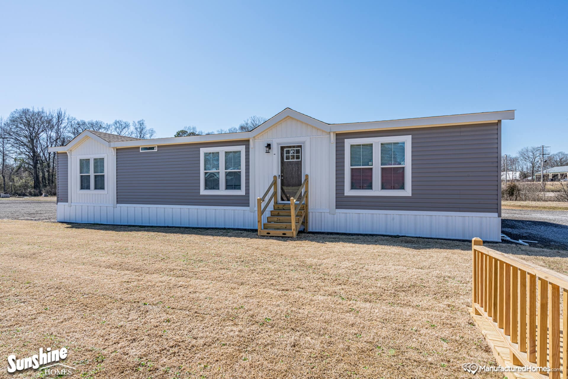 Pri3264-500 elevation and exterior home features