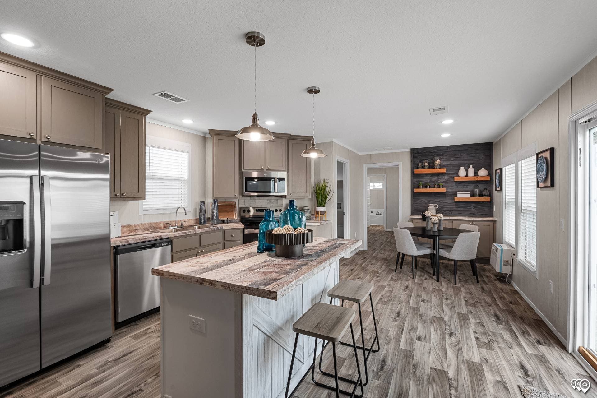 Arc1680-8004 interior, kitchen, and hero home features