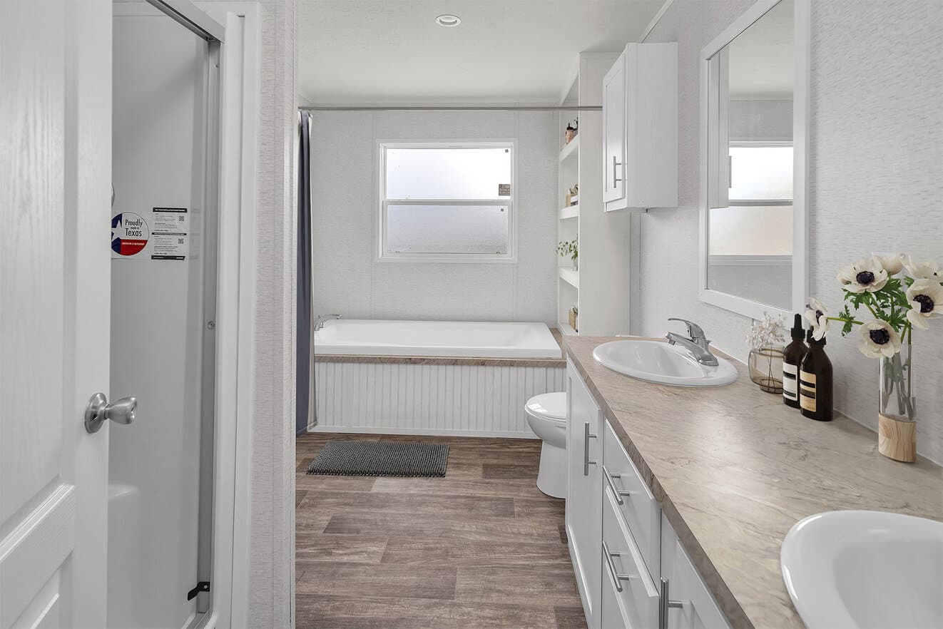Valu maxx 28563m bathroom home features