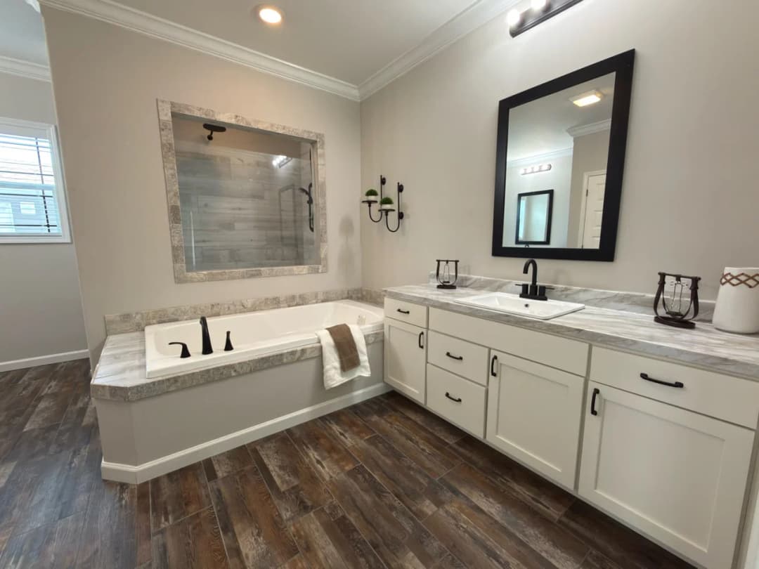 Tahoe harbor bathroom home features