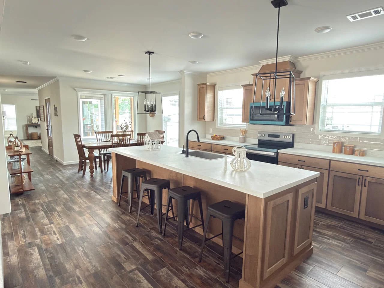 Orchard house (study) kitchen home features