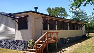 2006 fleetwood exterior home features