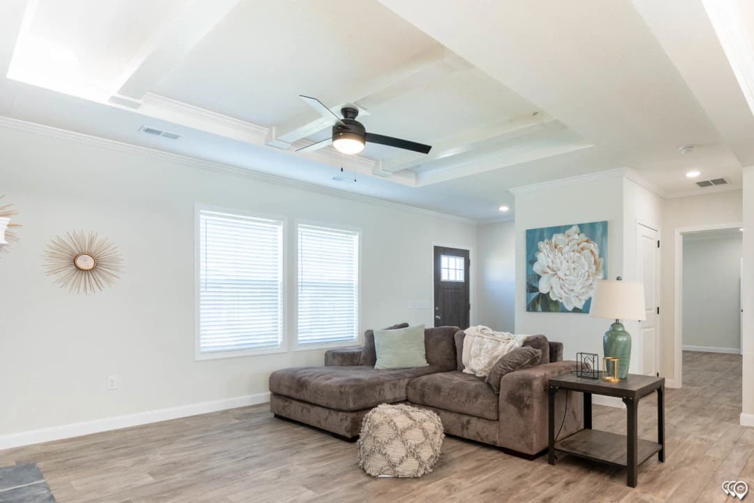 Pri3270-2060 interior home features