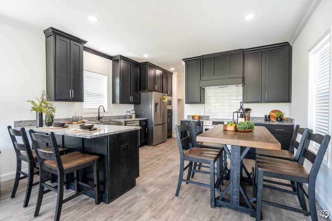Pri1680-1031 kitchen home features