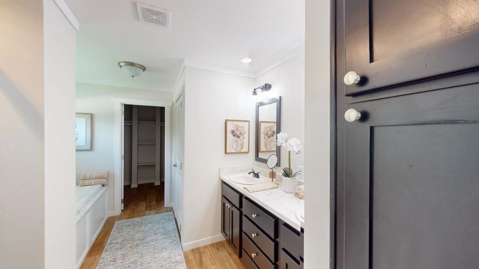 Pri3264-200 (the elijah) bathroom home features