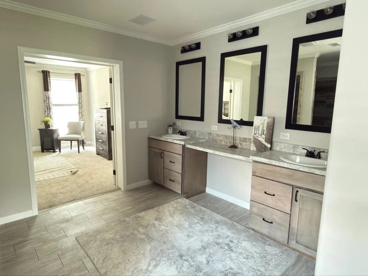 The anais bathroom home features