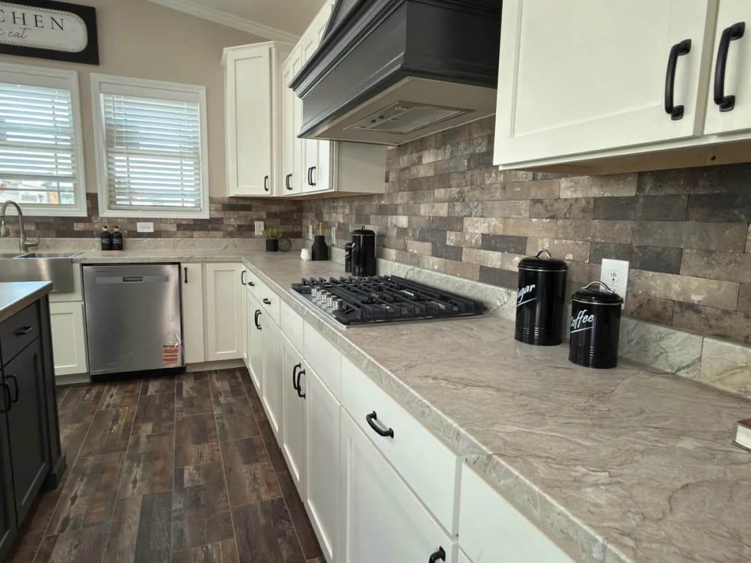 The taylor  kitchen home features