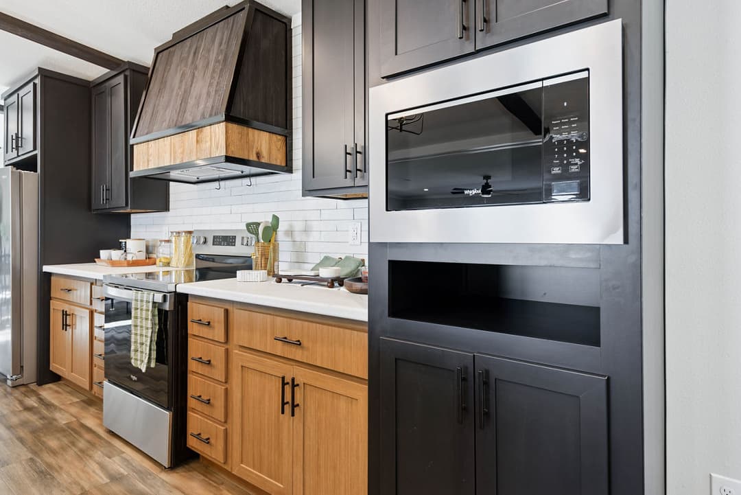 The drago kitchen home features