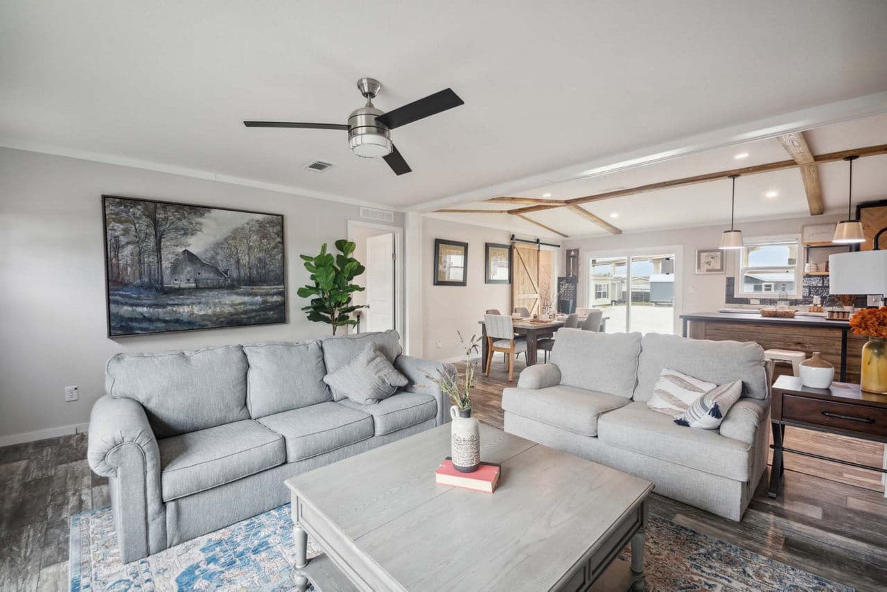 The desire interior home features