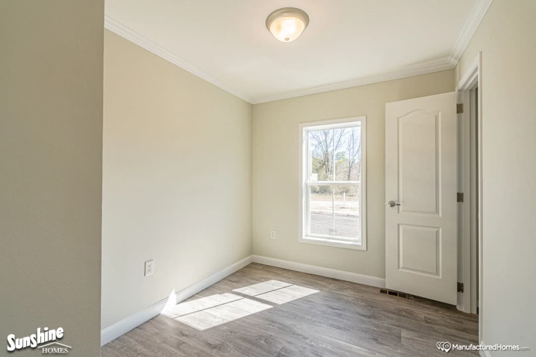 Pri1684-1009 interior home features