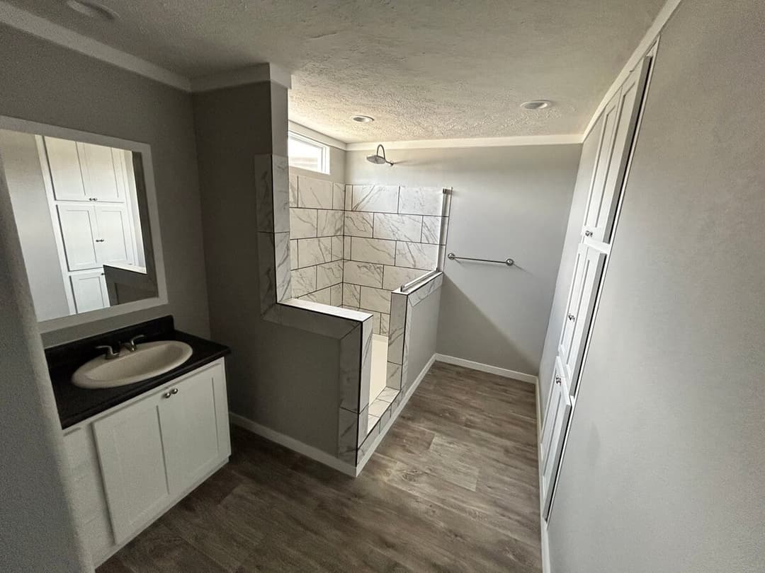 Sweet haven bathroom home features