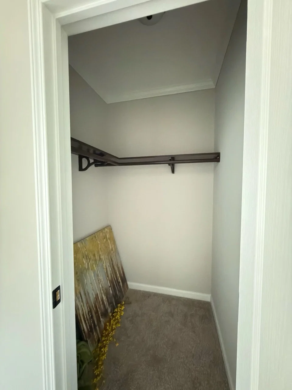 The anais interior home features