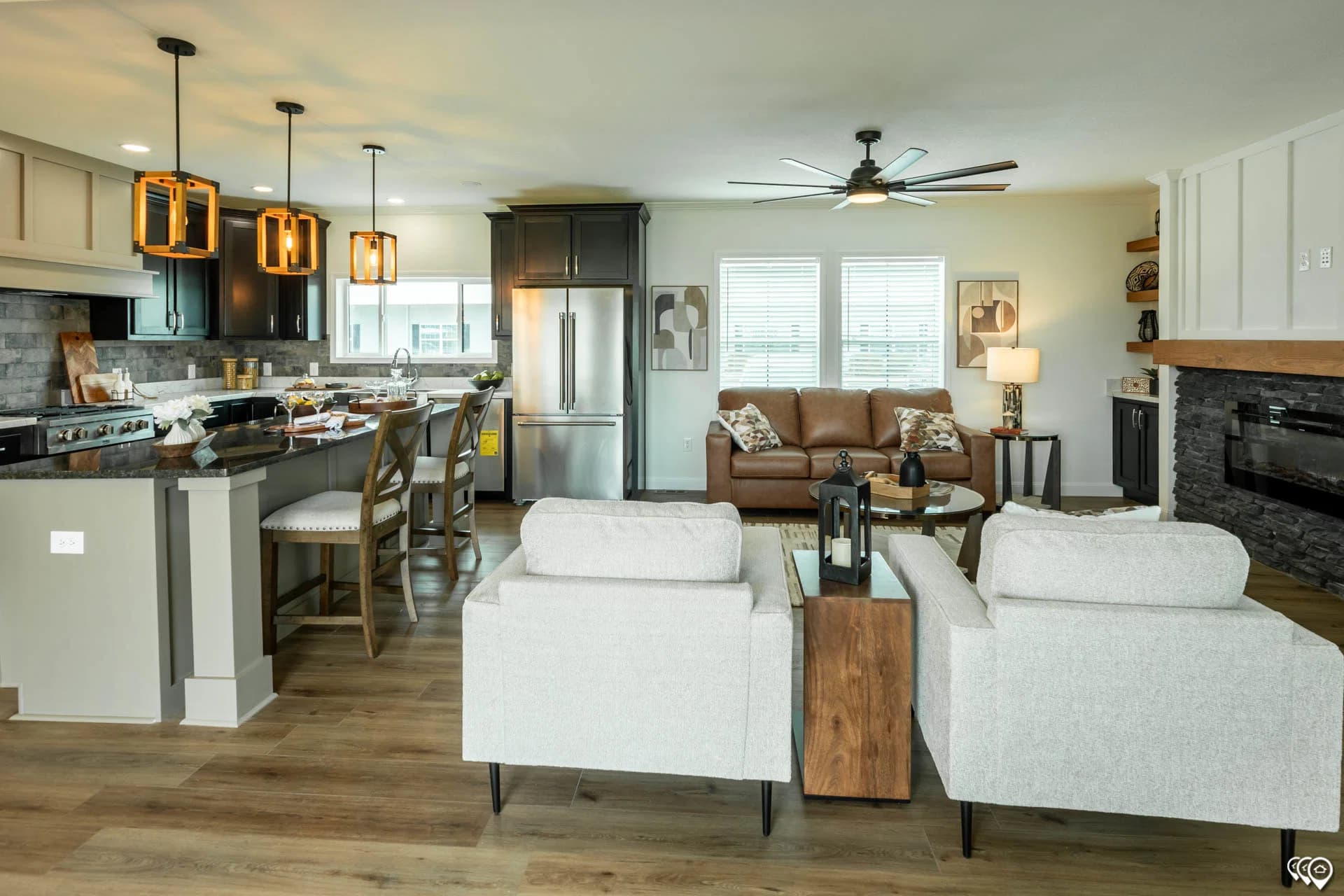 Pri3268-2069 interior home features