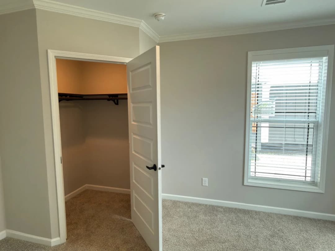 The woodside c interior home features