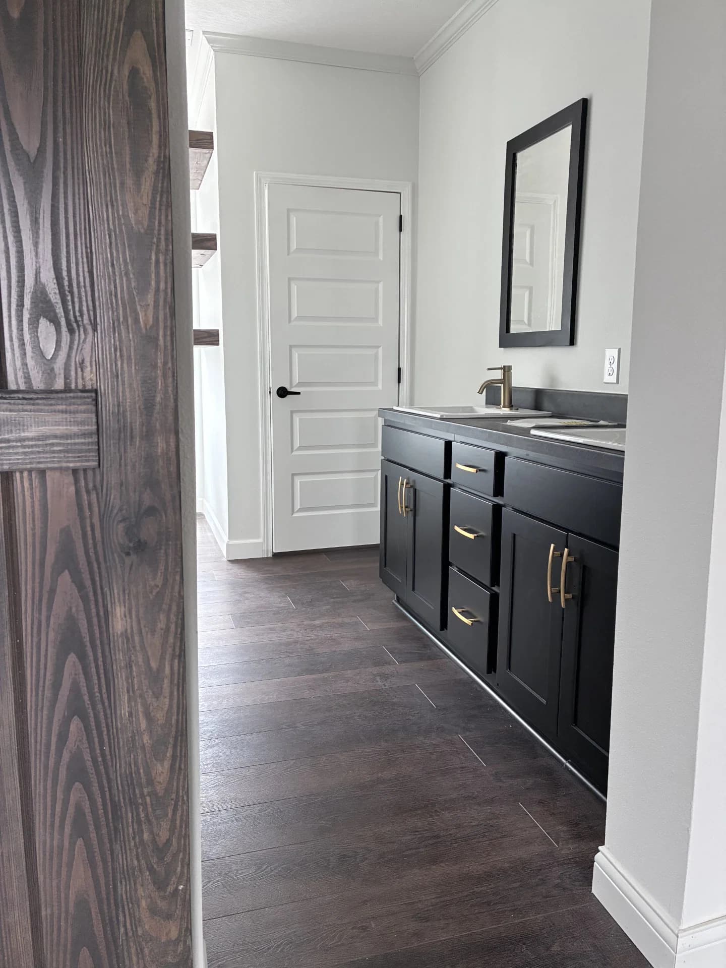 Pri3284-2010 (the bostick) bathroom home features
