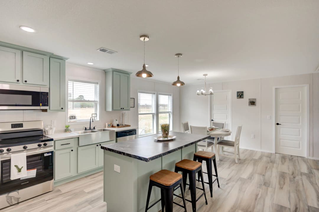 Thaddeus 4 bed kitchen home features