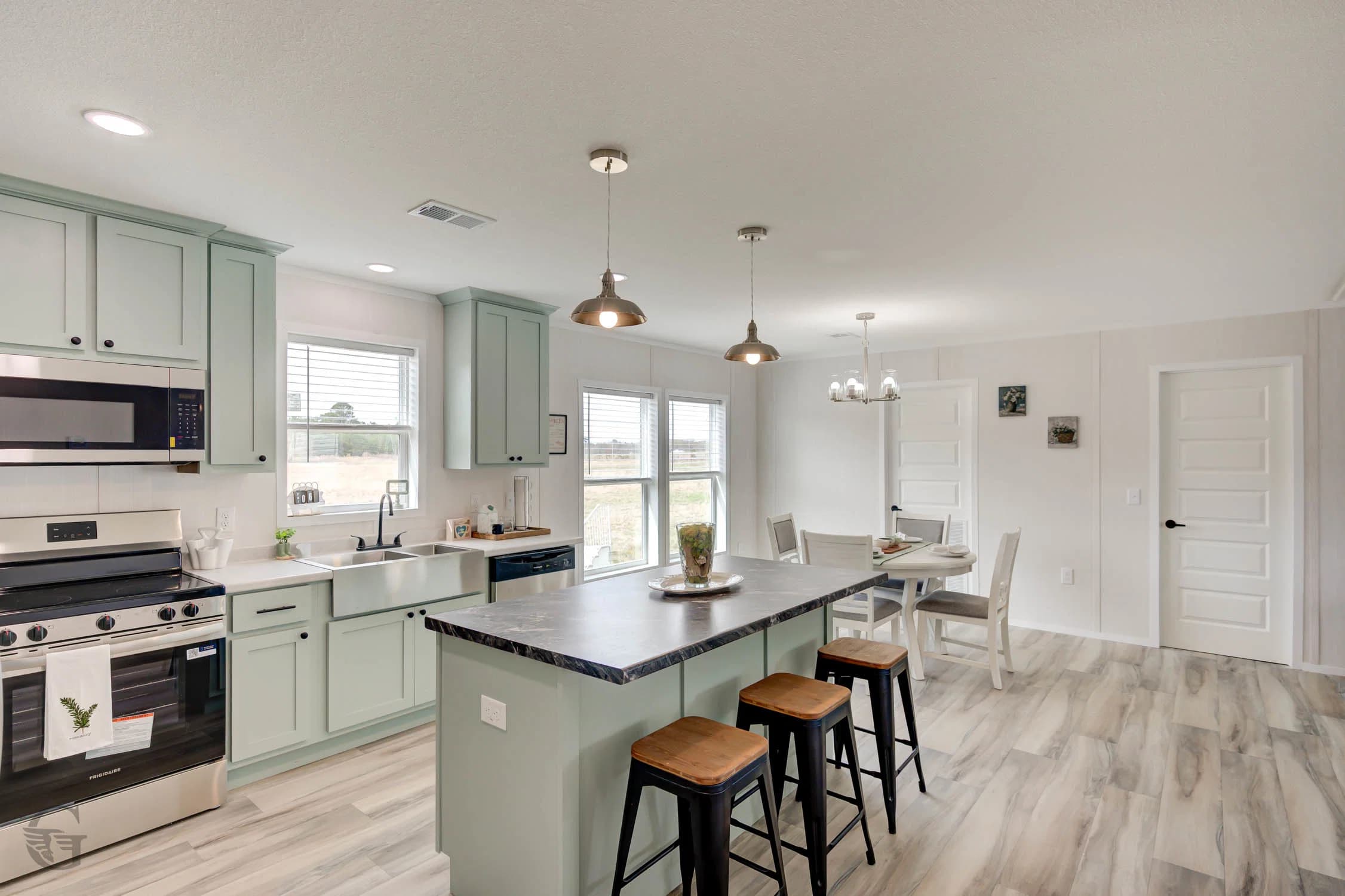Thaddeus 4 bed kitchen home features