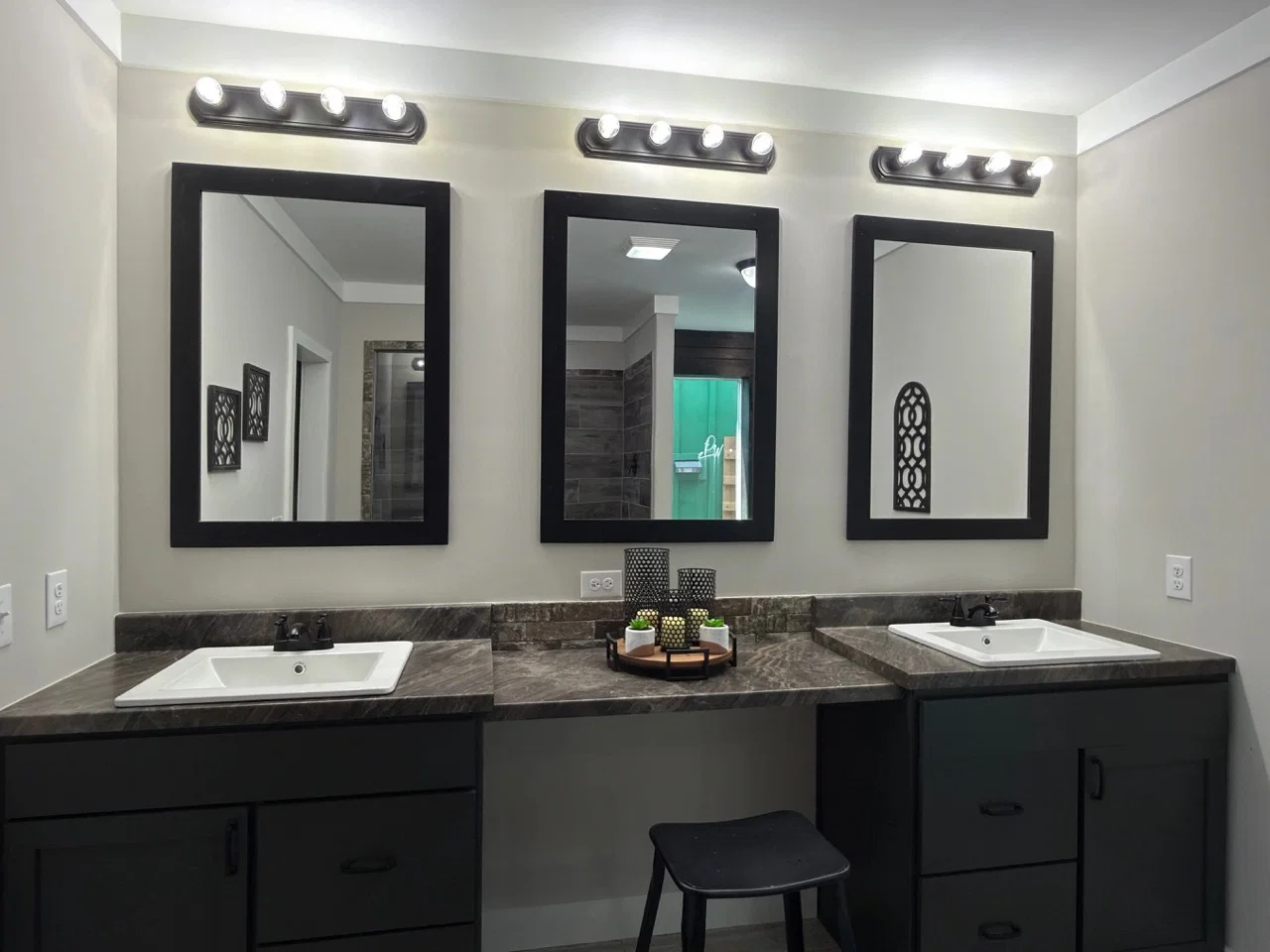 The barndominium bathroom home features