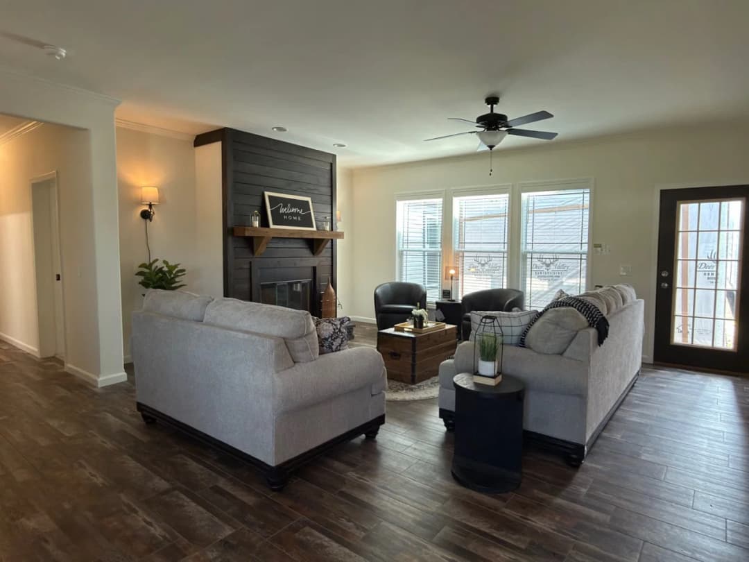 Briarritz b interior home features