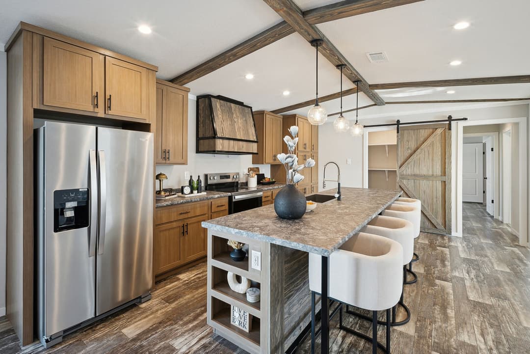 Creole 3 bedroom kitchen home features