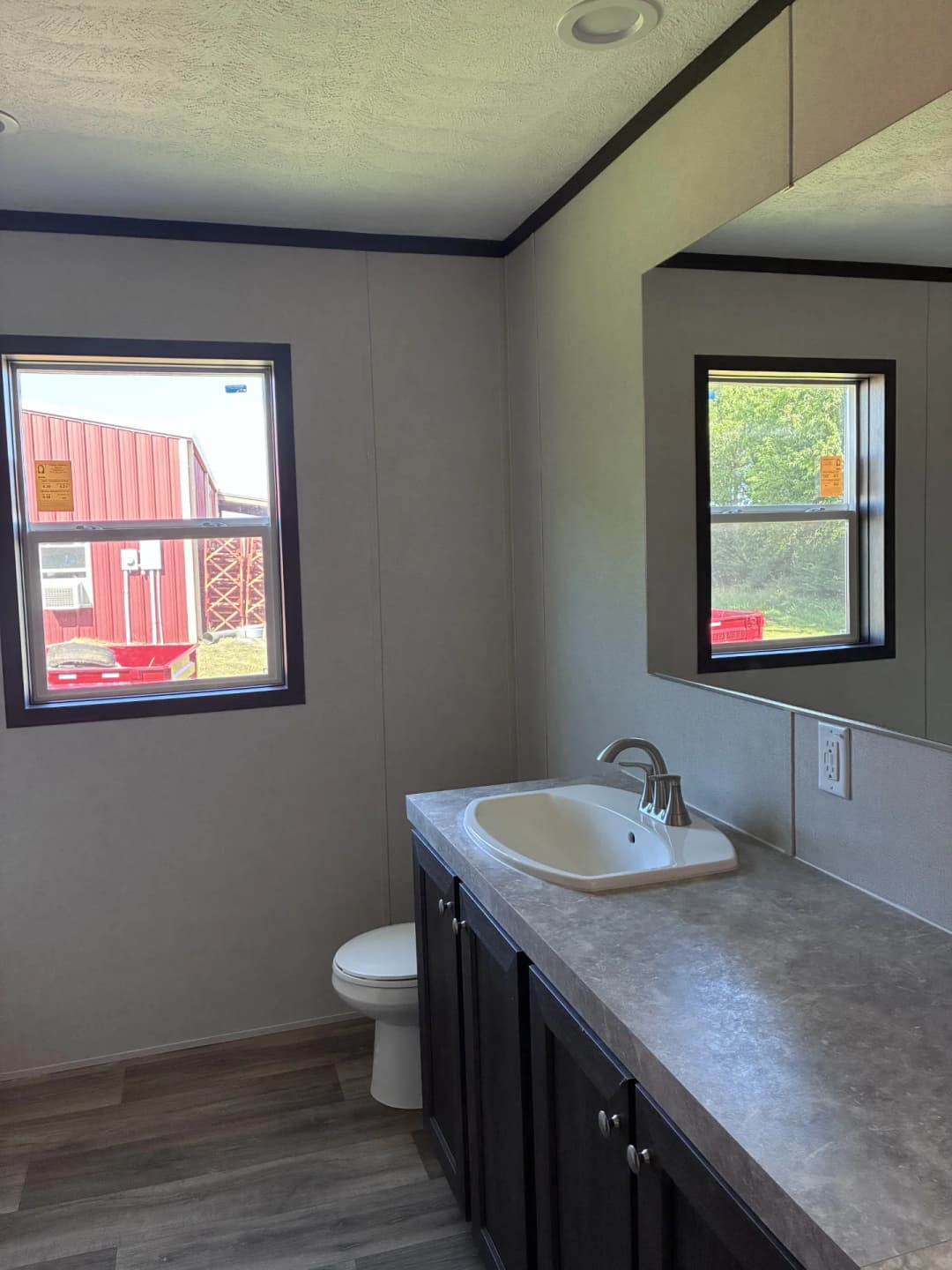 2025 miyo colossal  bathroom home features