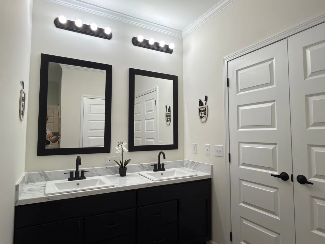 Briarritz b bathroom home features