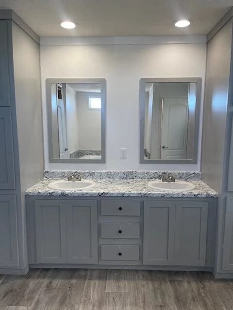 Wonderlust bathroom home features