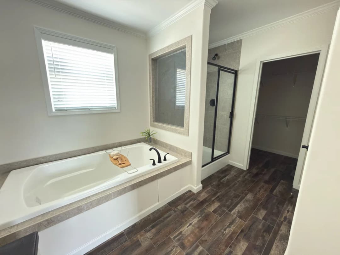 Orchard house (study) bathroom home features