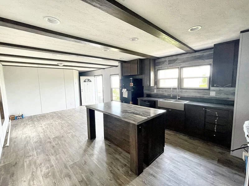 Paradise kitchen and hero home features