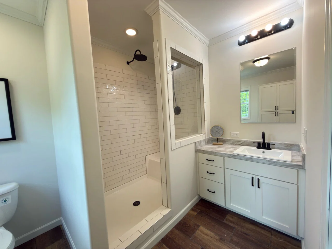 The haven b  home features