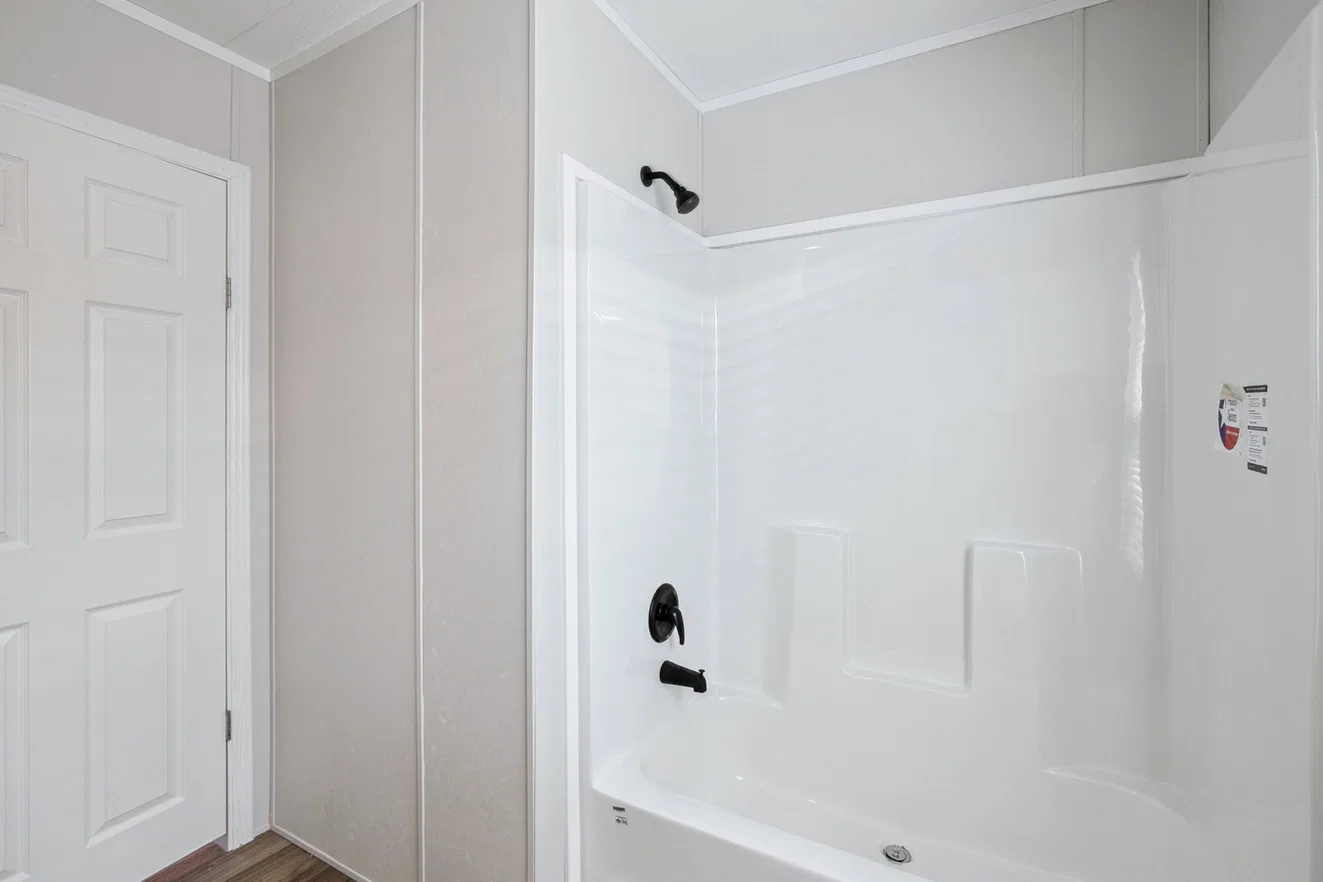 Valor 16763n bathroom home features