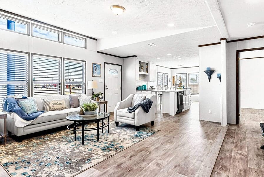 Majestic interior home features