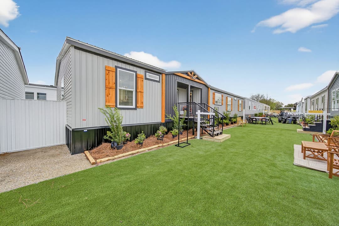 Manning hero, elevation, and exterior home features