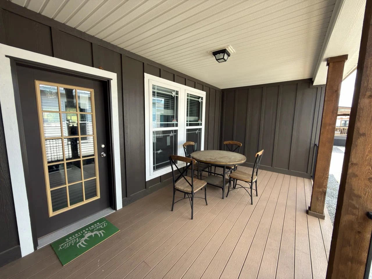 The anais exterior home features